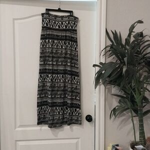 Black and white Aztec style skirt
